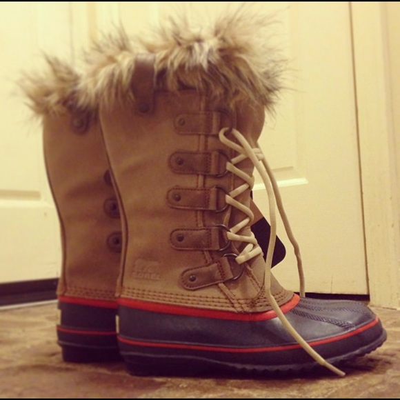 Sorel Joan of Arctic snow boots - Picture 1 of 1